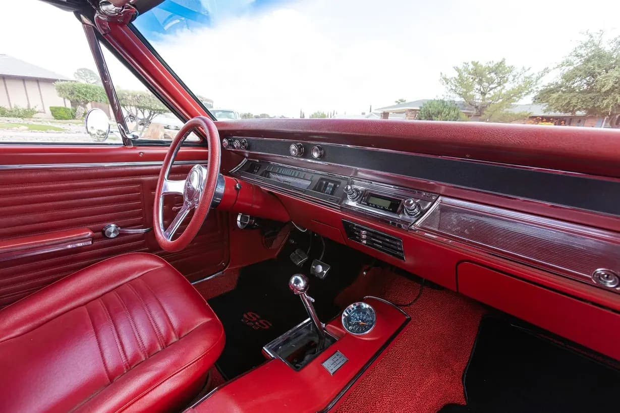 1967 Chevrolet Chevelle Malibu Convertible 4-Speed, view