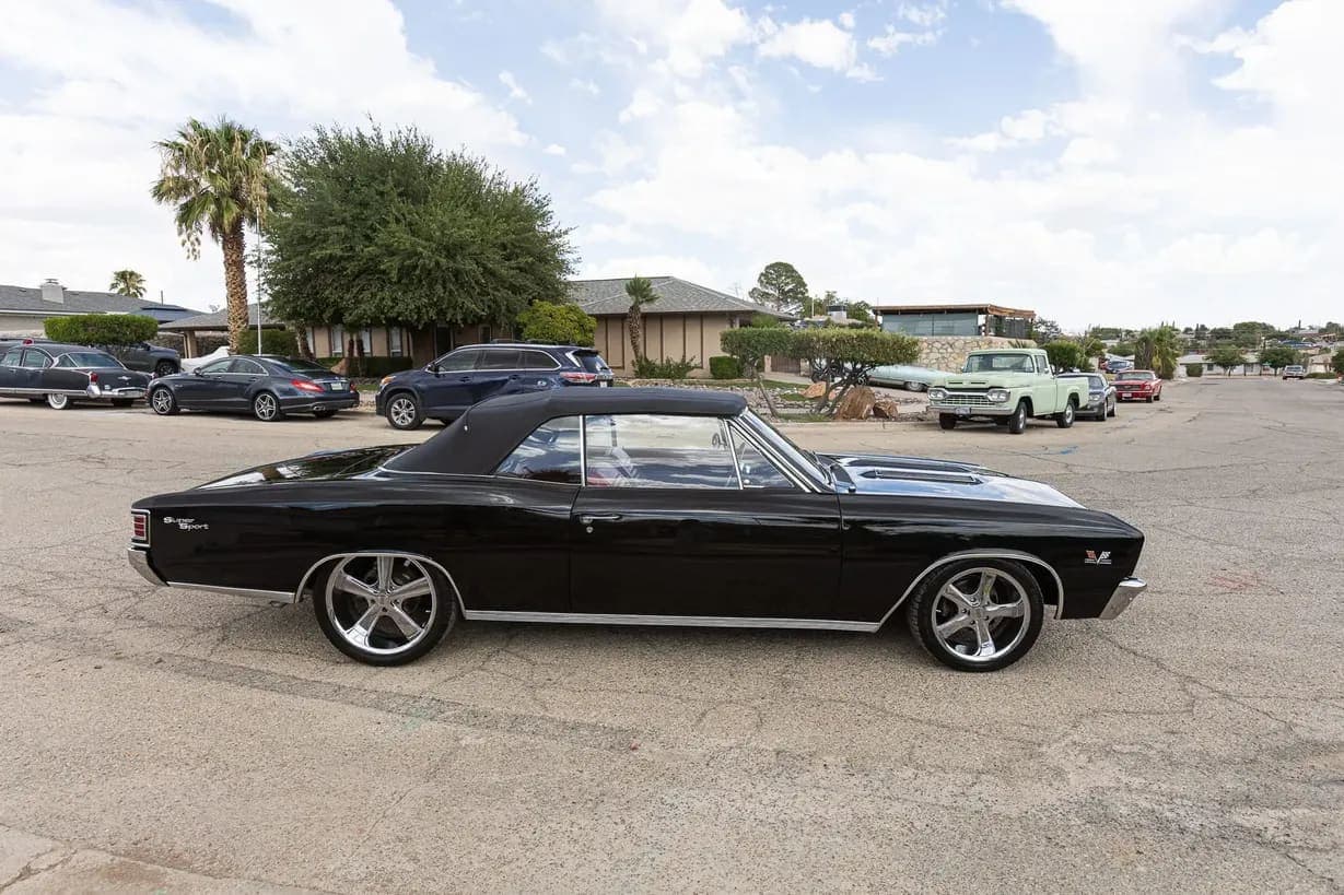 1967 Chevrolet Chevelle Malibu Convertible 4-Speed, view