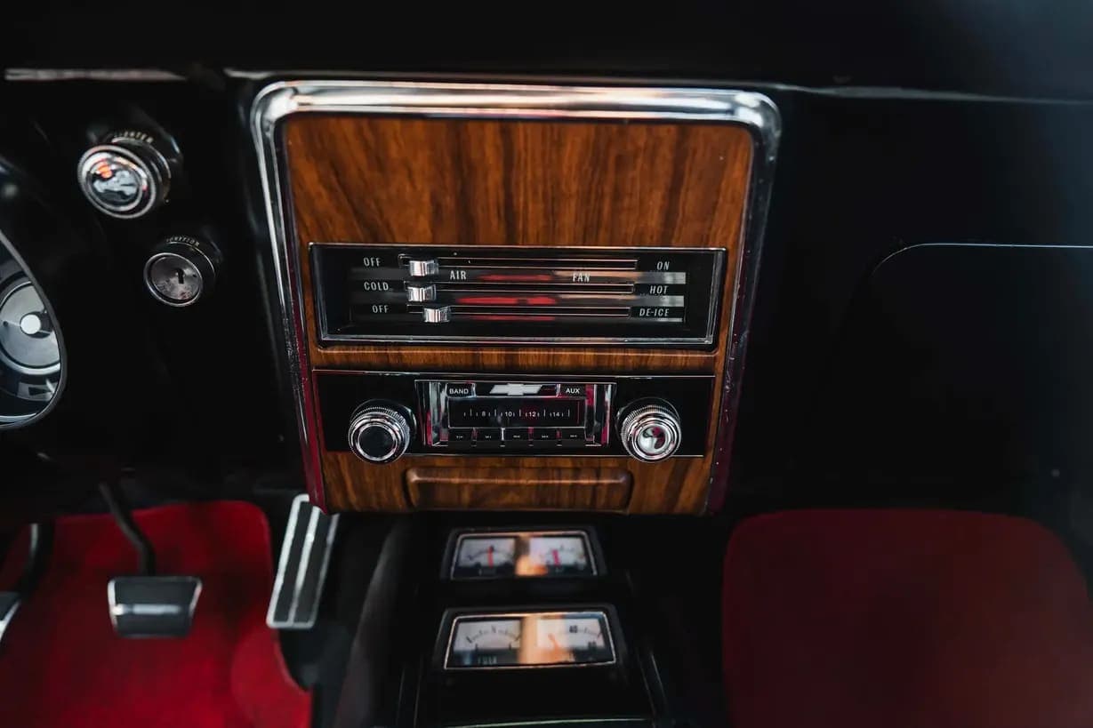 1968 Chevrolet Camaro Z28 4-Speed, view