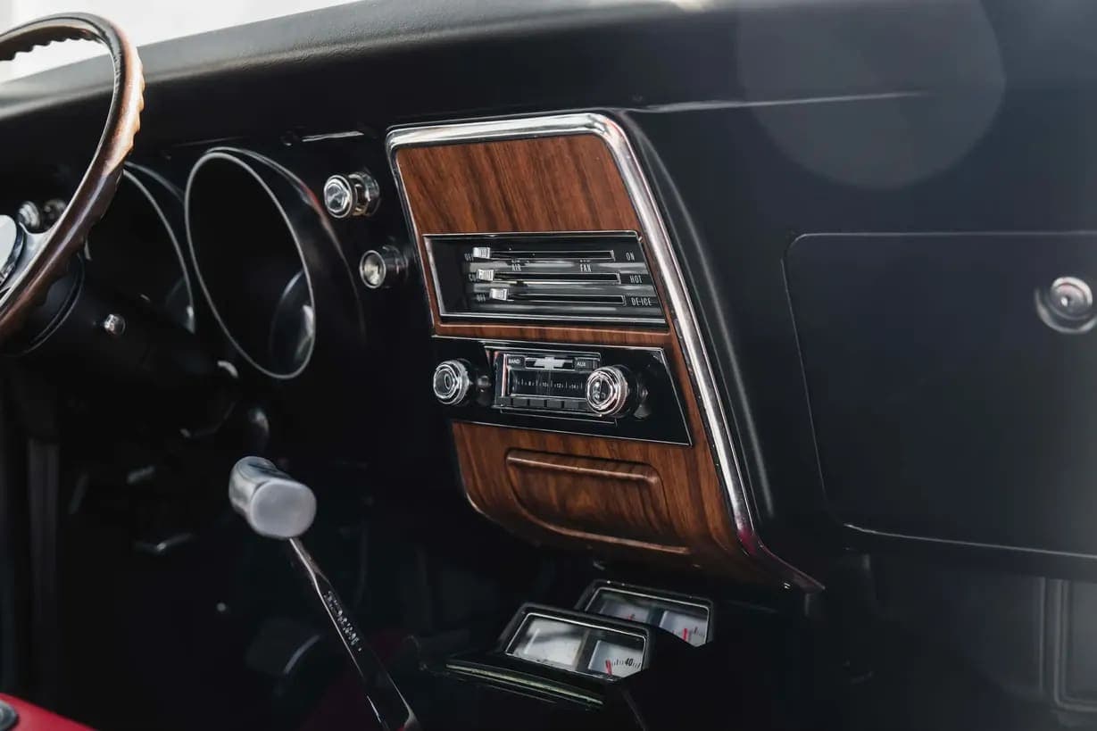 1968 Chevrolet Camaro Z28 4-Speed, view