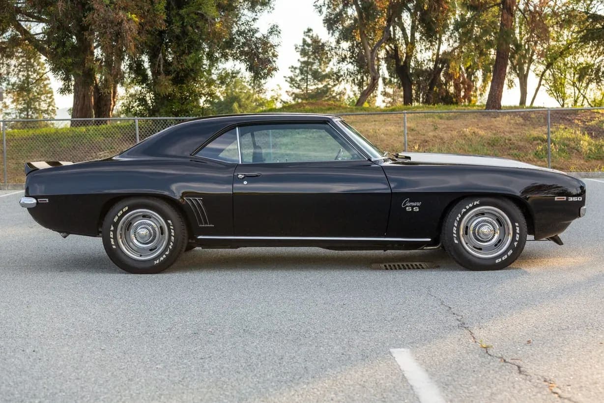 1969 Chevrolet Camaro Coupe 383ci, view