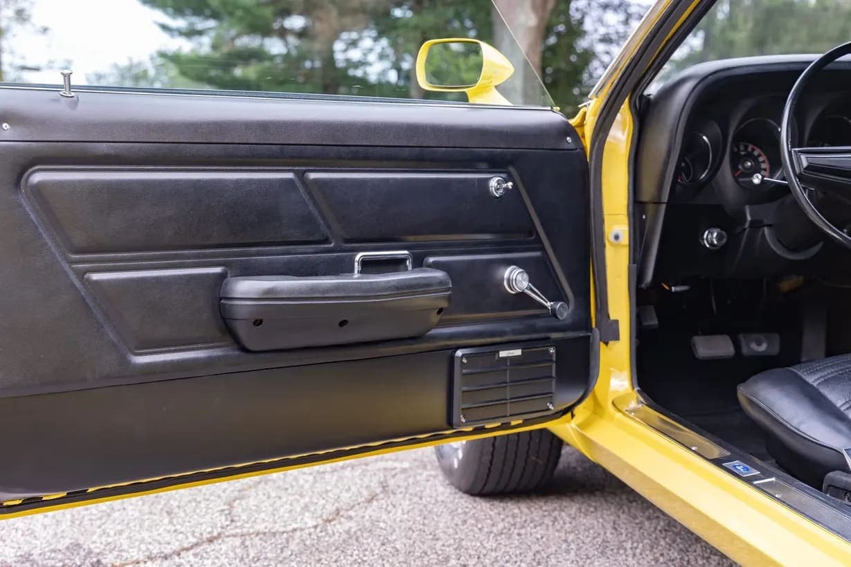 1970 Ford Mustang Boss 302 4-Speed, view