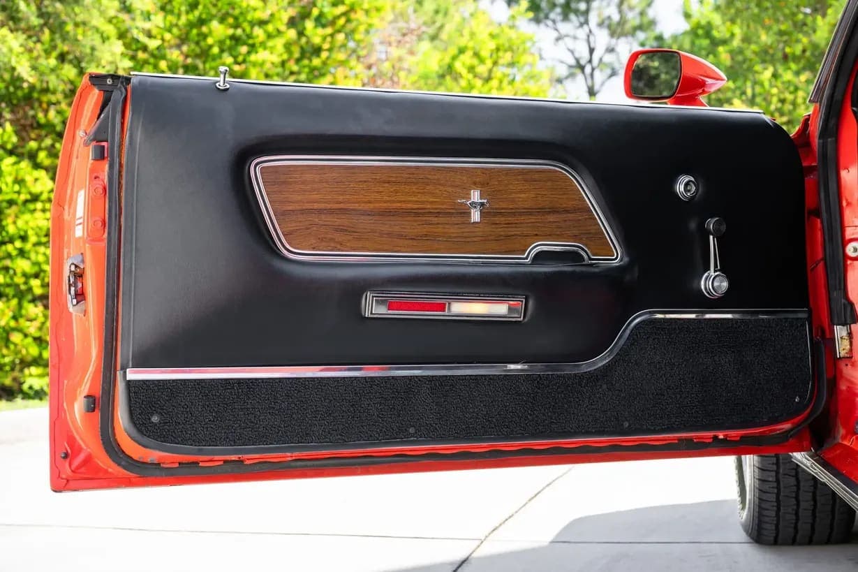 1970 Ford Mustang Mach 1, view