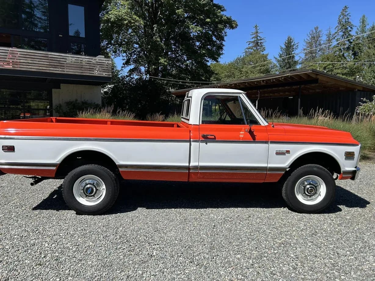 1972 Chevrolet K20 Cheyenne Super 4×4 Pickup, view