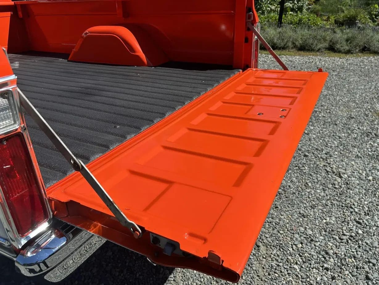 1972 Chevrolet K20 Cheyenne Super 4×4 Pickup, view