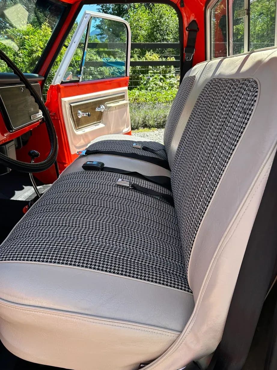 1972 Chevrolet K20 Cheyenne Super 4×4 Pickup, view