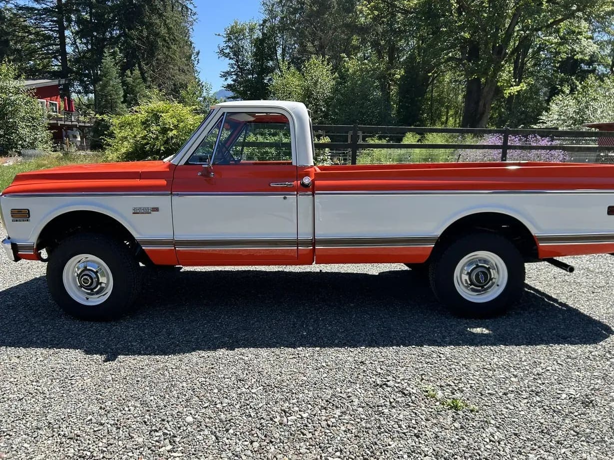 1972 Chevrolet K20 Cheyenne Super 4×4 Pickup, view