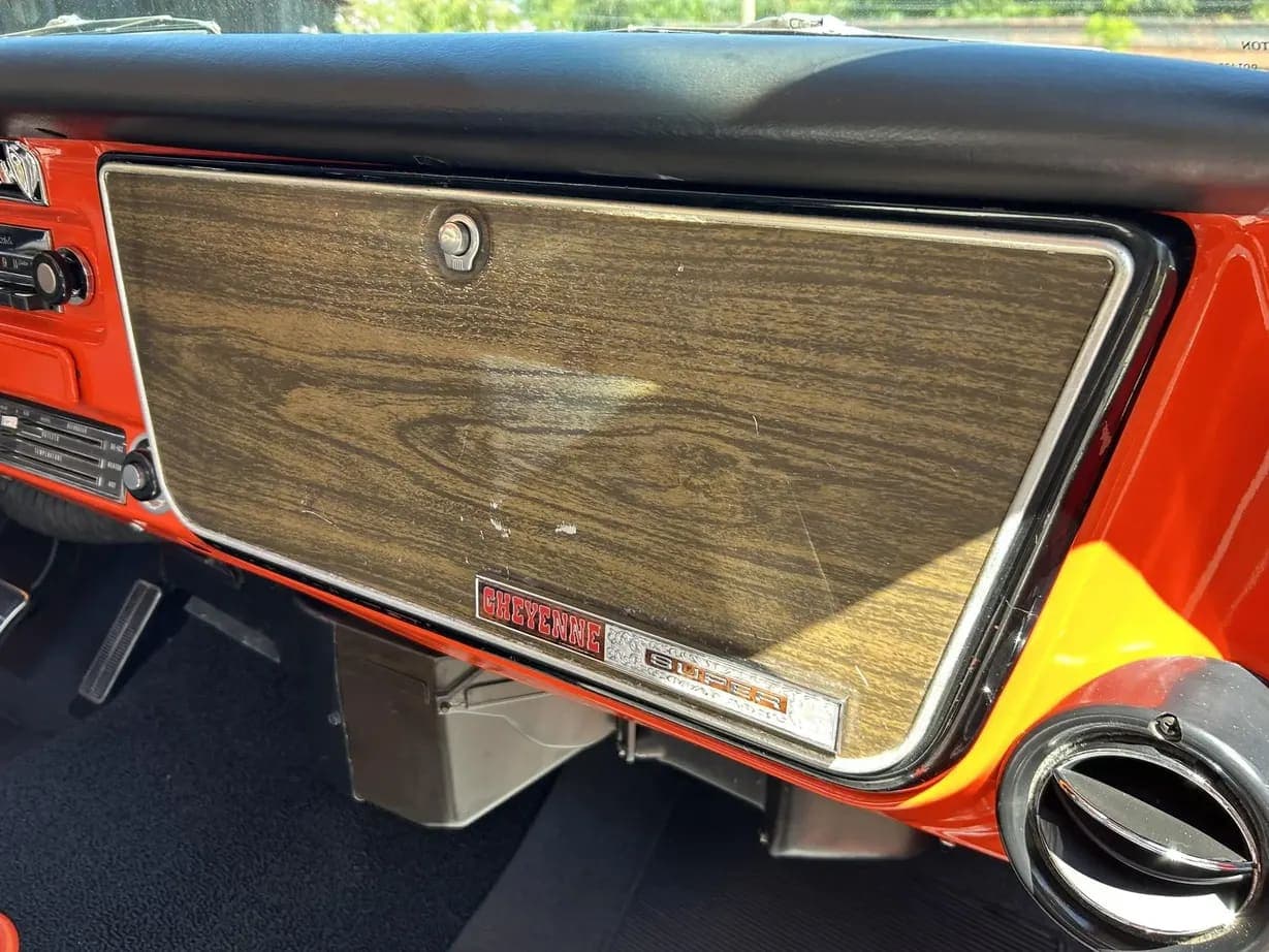 1972 Chevrolet K20 Cheyenne Super 4×4 Pickup, view