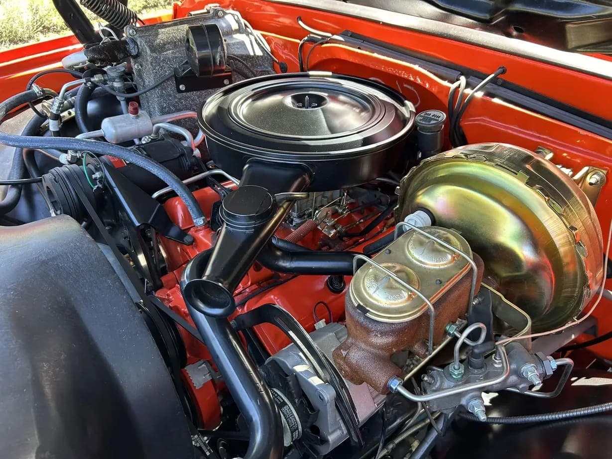 1972 Chevrolet K20 Cheyenne Super 4×4 Pickup, view