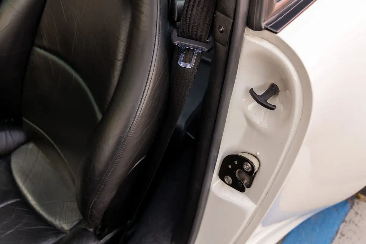 1996 Porsche 911 Carrera 4S Coupe 6-Speed, view