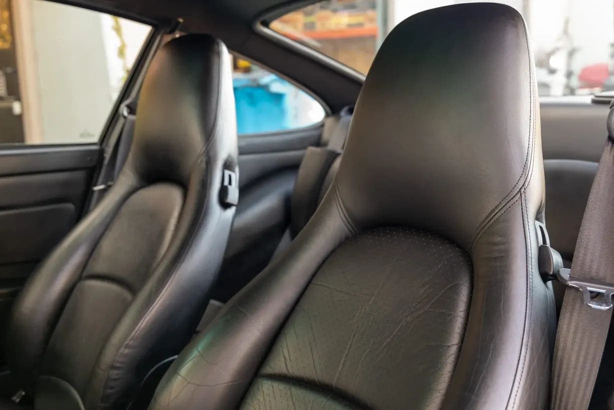 1996 Porsche 911 Carrera 4S Coupe 6-Speed, view