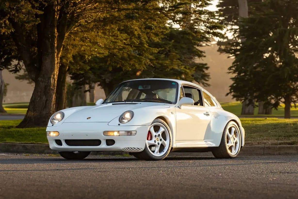 1996 Porsche 911 Carrera 4S Coupe 6-Speed, view