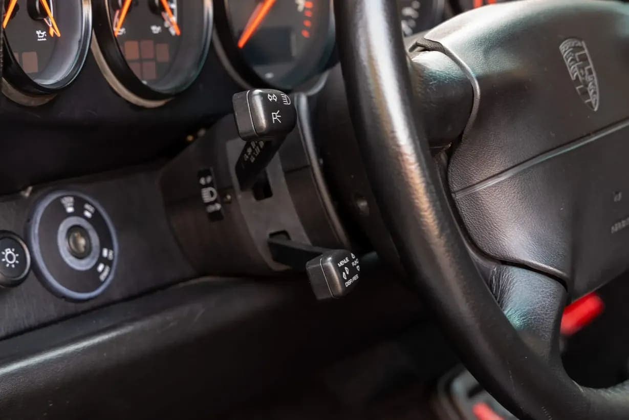 1996 Porsche 911 Carrera 4S Coupe 6-Speed, view