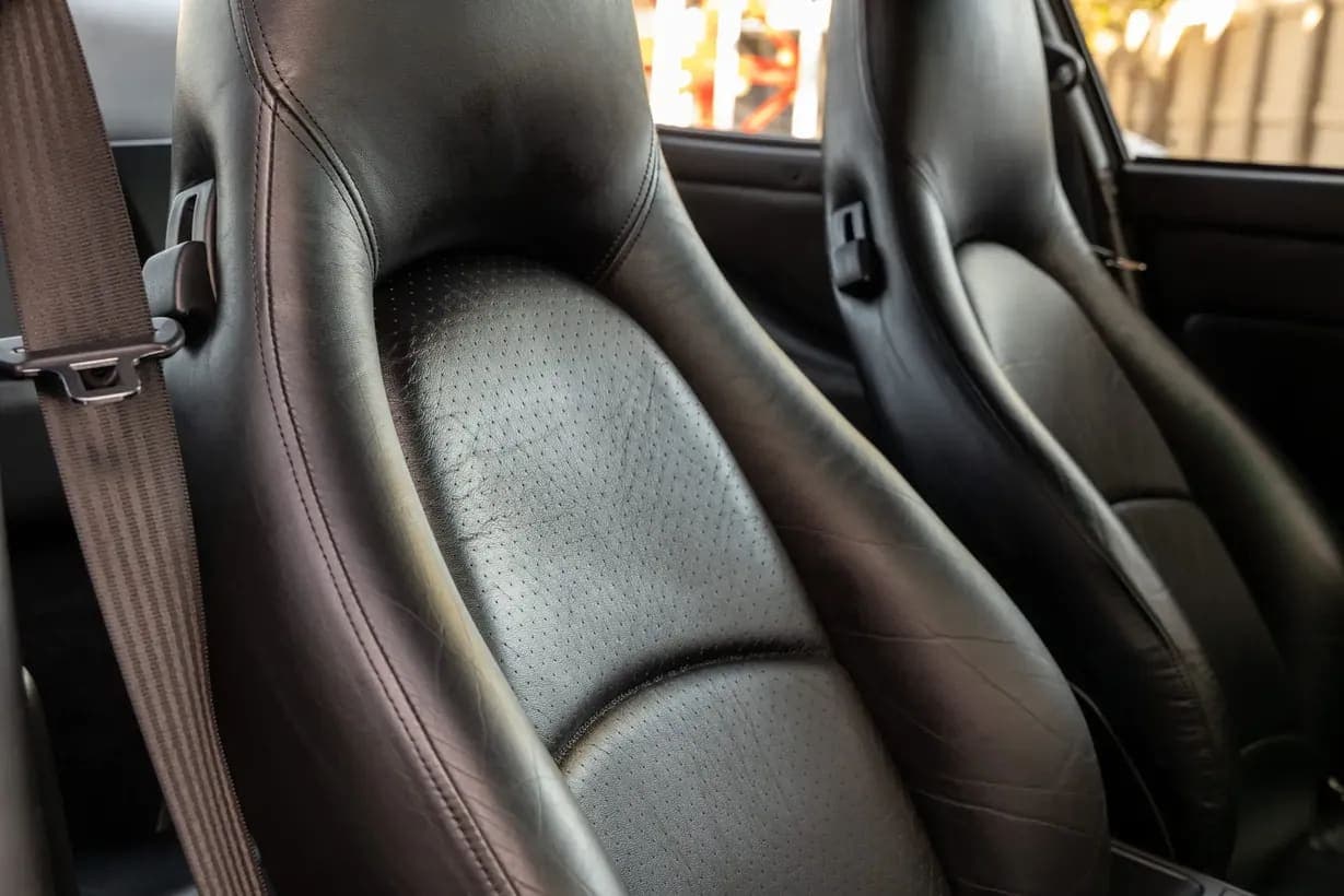 1996 Porsche 911 Carrera 4S Coupe 6-Speed, view
