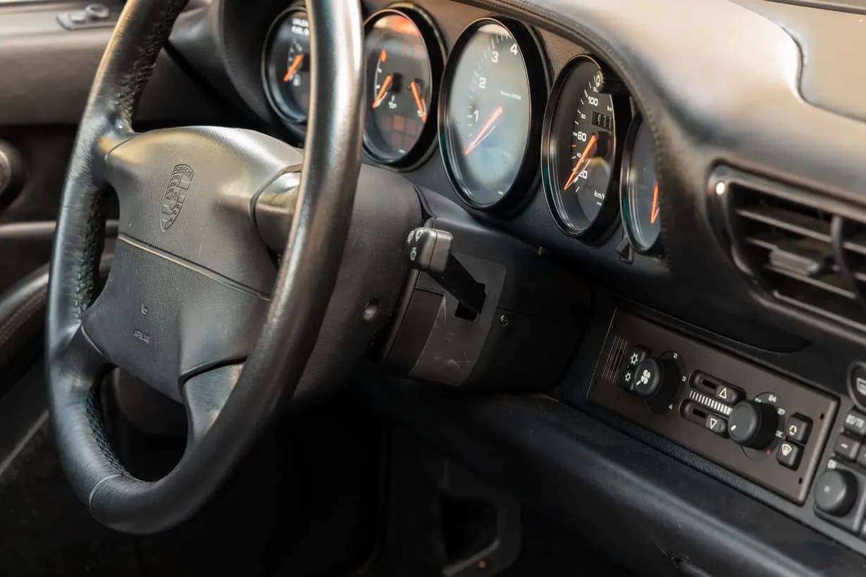 1996 Porsche 911 Carrera 4S Coupe 6-Speed, view