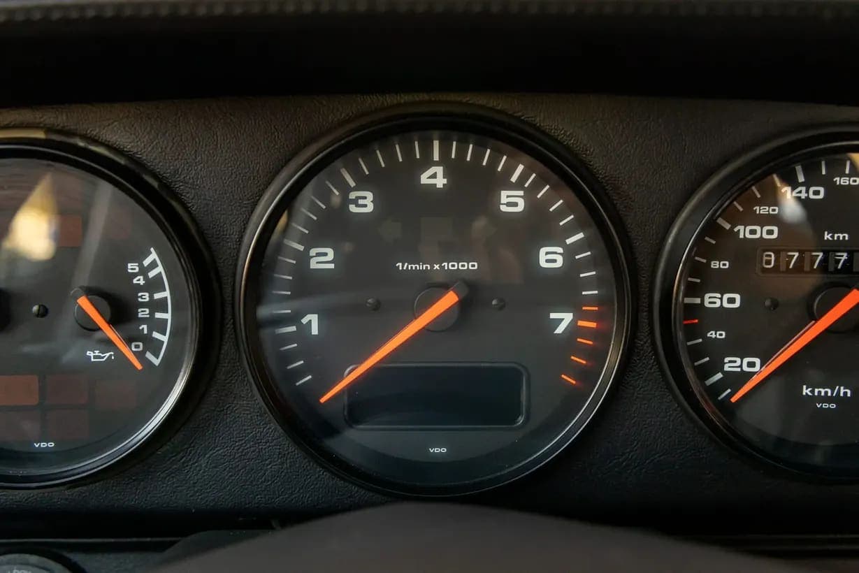1996 Porsche 911 Carrera 4S Coupe 6-Speed, view